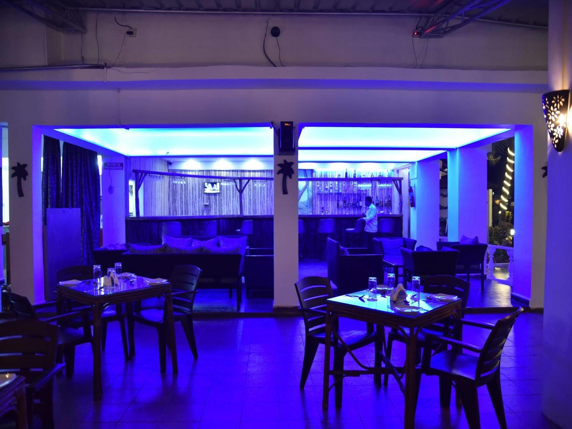 Hotel Lucky Star Colva Extérieur photo