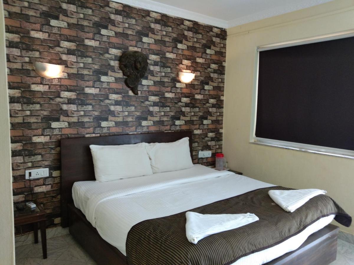 Hotel Lucky Star Colva Extérieur photo